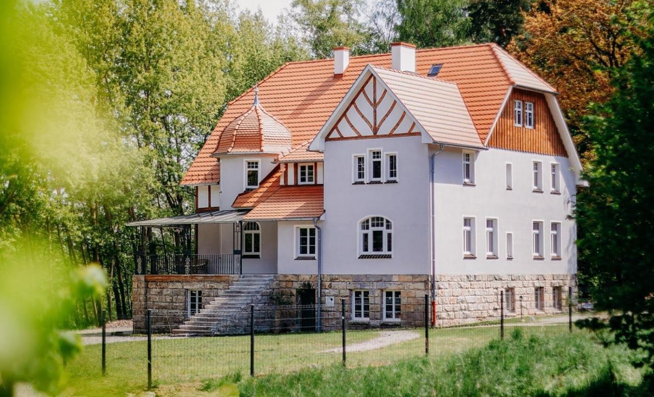 Sonnenblick Hotell Polanica-Zdrój Exteriör bild